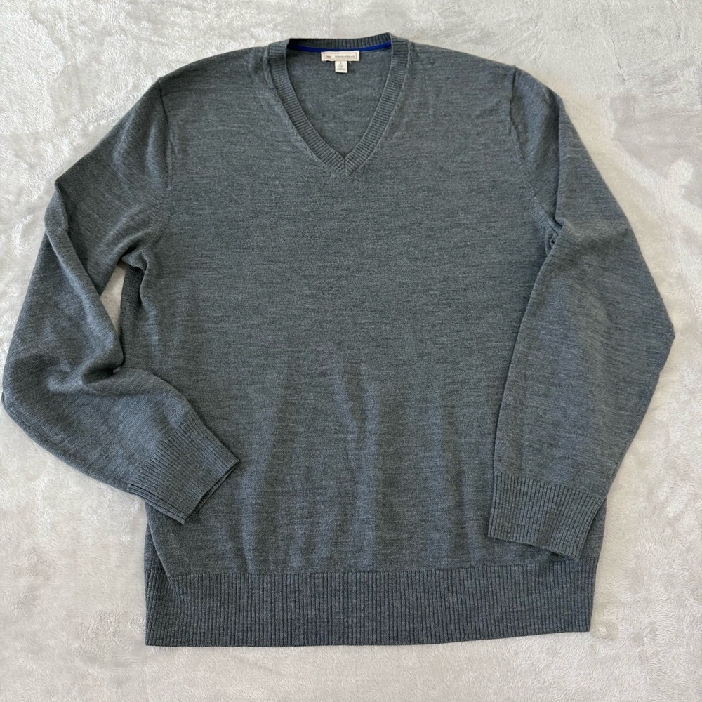 Gap Sweater Mens L Grey V Neck Marino Wool Fine Knit